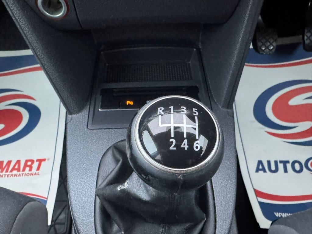 Used Volkswagen Touran 2011 for sale - 77525870: Photo 27