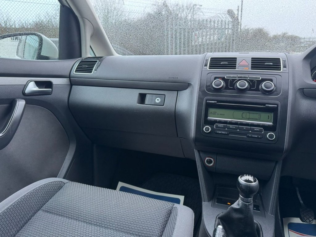 Used Volkswagen Touran 2011 for sale - 77525870: Photo 37