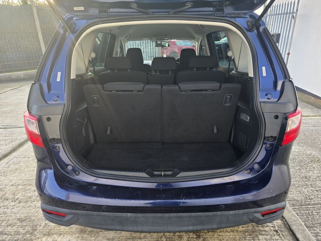 Used Mazda Mazda5 2012 for sale - 77133392: Photo 7