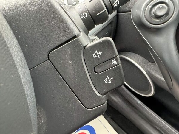 Used Renault Clio 2008 for sale - 73165944: Photo 22