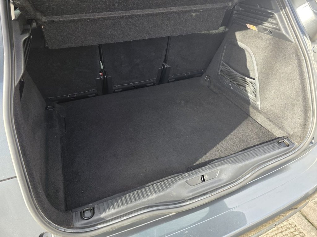 Used Citroen C4 Picasso 2014 for sale - 76570231: Photo 6