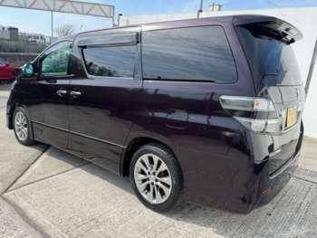 Used Toyota Vellfire 2023 for sale - 74312822: Photo