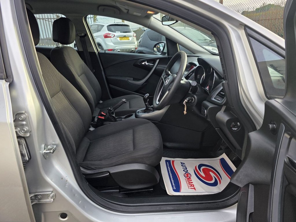 Used Vauxhall Astra 2014 for sale - 77356027: Photo 28