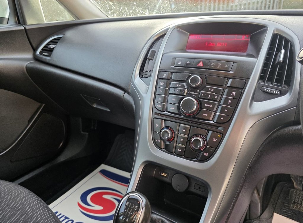 Used Vauxhall Astra 2014 for sale - 77356027: Photo 30