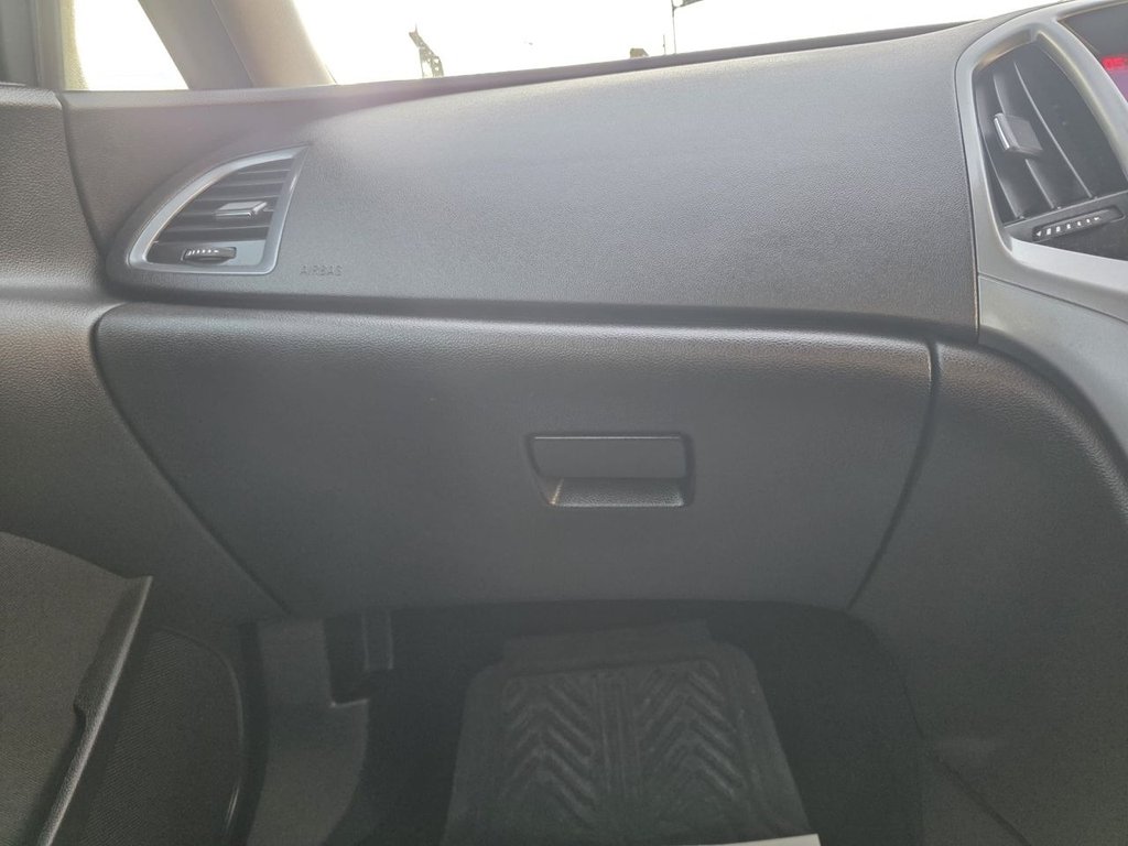 Used Vauxhall Astra 2014 for sale - 77356027: Photo 32