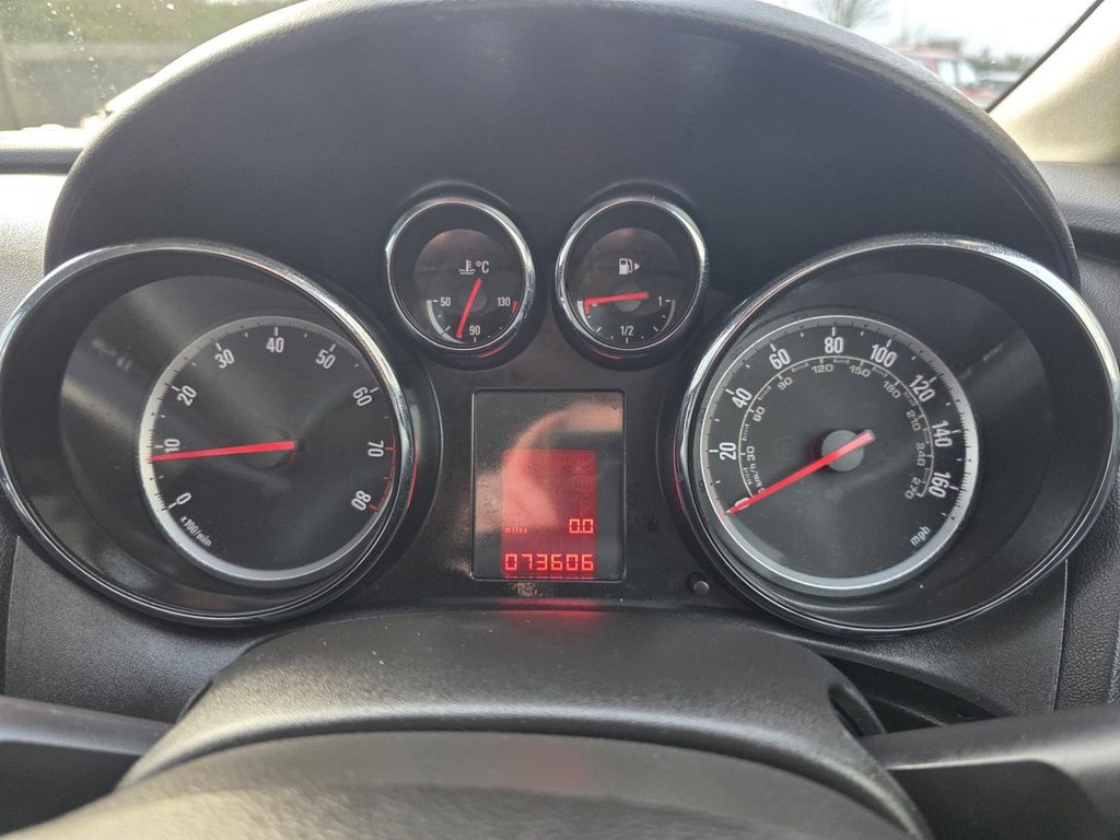 Used Vauxhall Astra 2014 for sale - 77356027: Photo 40