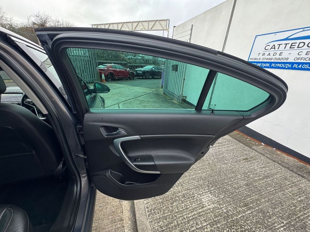 Used Vauxhall Insignia 2015 for sale - 77302430: Photo 16