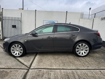 Used Vauxhall Insignia 2015 for sale - 77302430: Photo