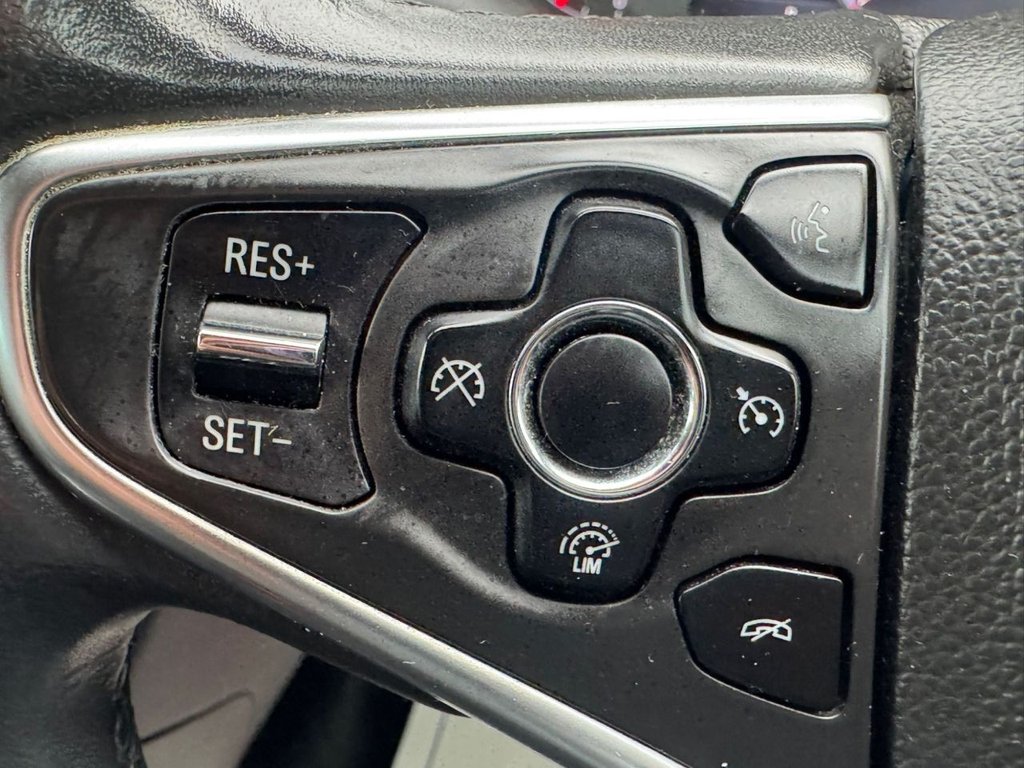 Used Vauxhall Insignia 2015 for sale - 77302430: Photo 30