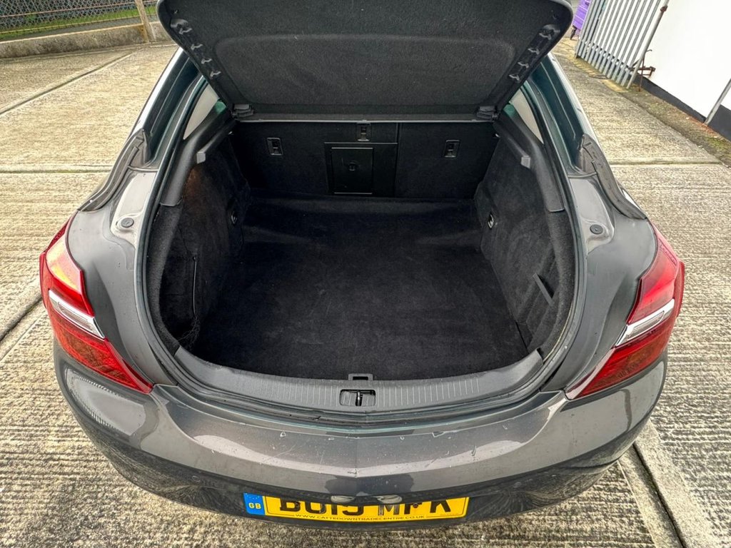 Used Vauxhall Insignia 2015 for sale - 77302430: Photo 6