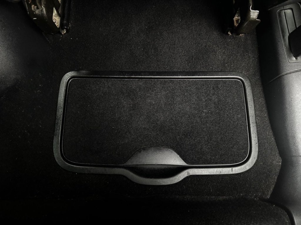 Used Citroen C3 Picasso 2011 for sale - 77188117: Photo 22