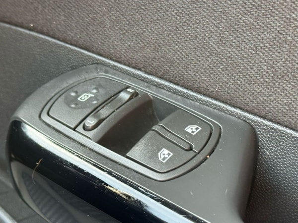 Used Vauxhall Corsa 2014 for sale - 74169412: Photo 25