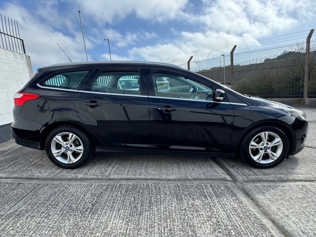 Used Ford Focus 2012 for sale - 77920325: Photo 12