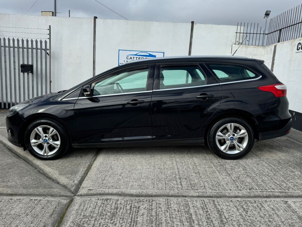 Used Ford Focus 2012 for sale - 77920325: Photo 2