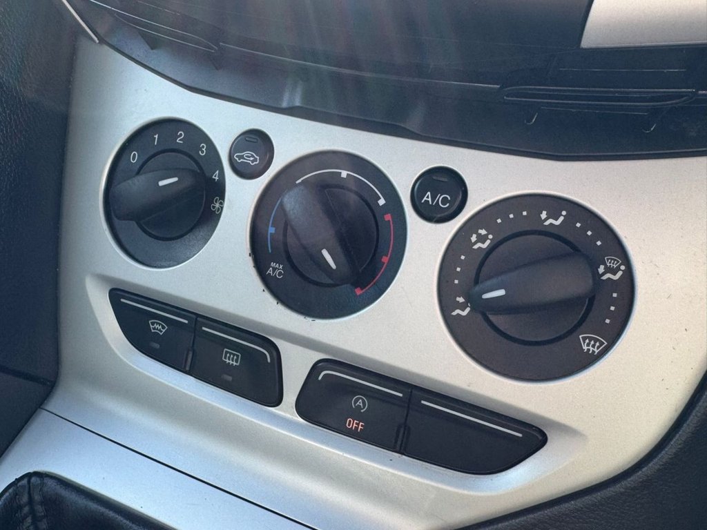 Used Ford Focus 2012 for sale - 77920325: Photo 37