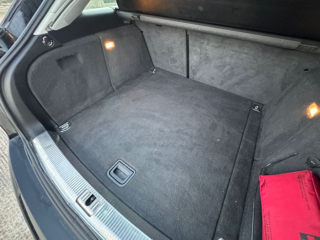 Used Audi A4 2015 for sale - 76610266: Photo 7