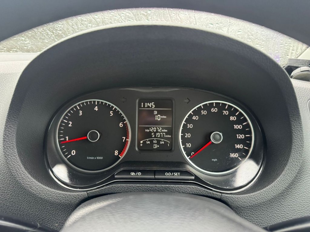 Used Volkswagen Polo 2014 for sale - 77269070: Photo 40