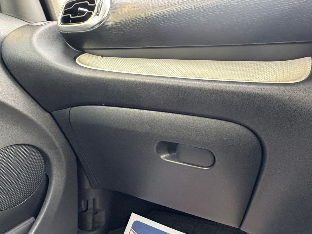 Used Citroen C3 Picasso 2013 for sale - 77576070: Photo 33