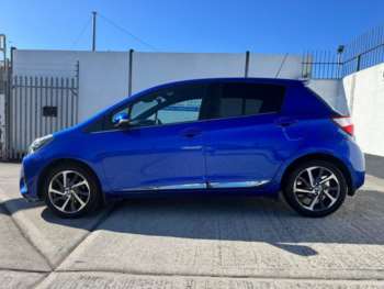 Used Toyota Yaris 2018 for sale - 74740405: Photo