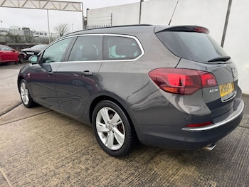 Used Vauxhall Astra 2014 for sale - 77507647: Photo