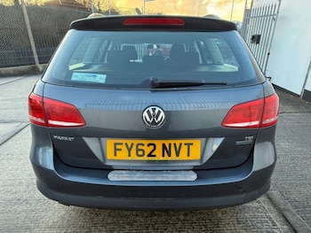 Used Volkswagen Passat 2012 for sale - 77236637: Photo