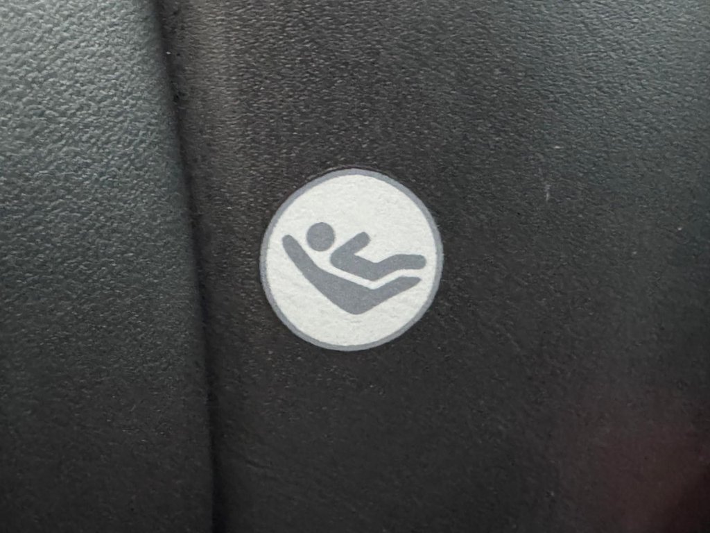 Used Volvo V40 2015 for sale - 76256654: Photo 16