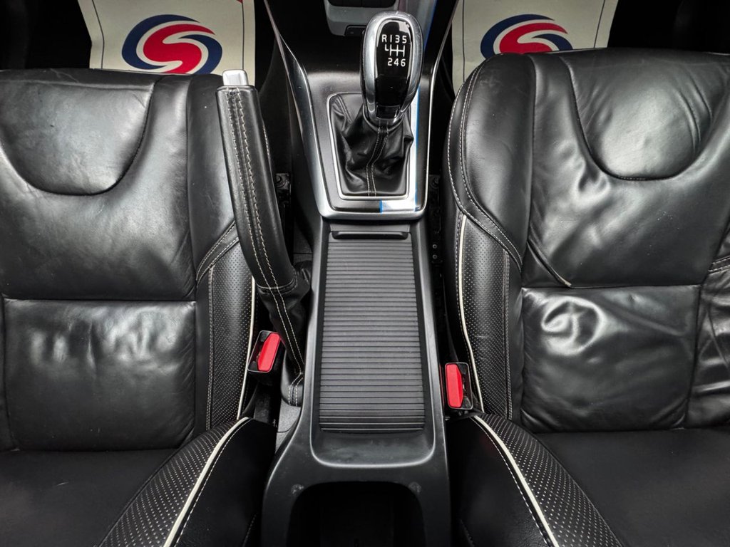 Used Volvo V40 2015 for sale - 76256654: Photo 22