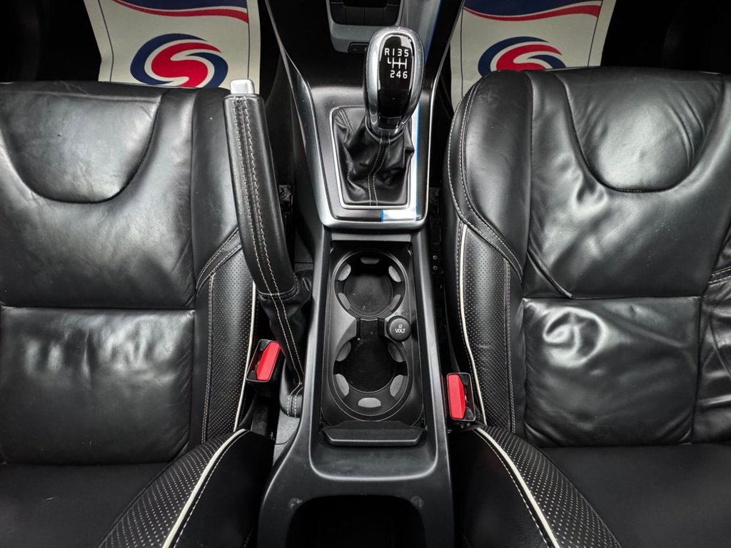 Used Volvo V40 2015 for sale - 76256654: Photo 23