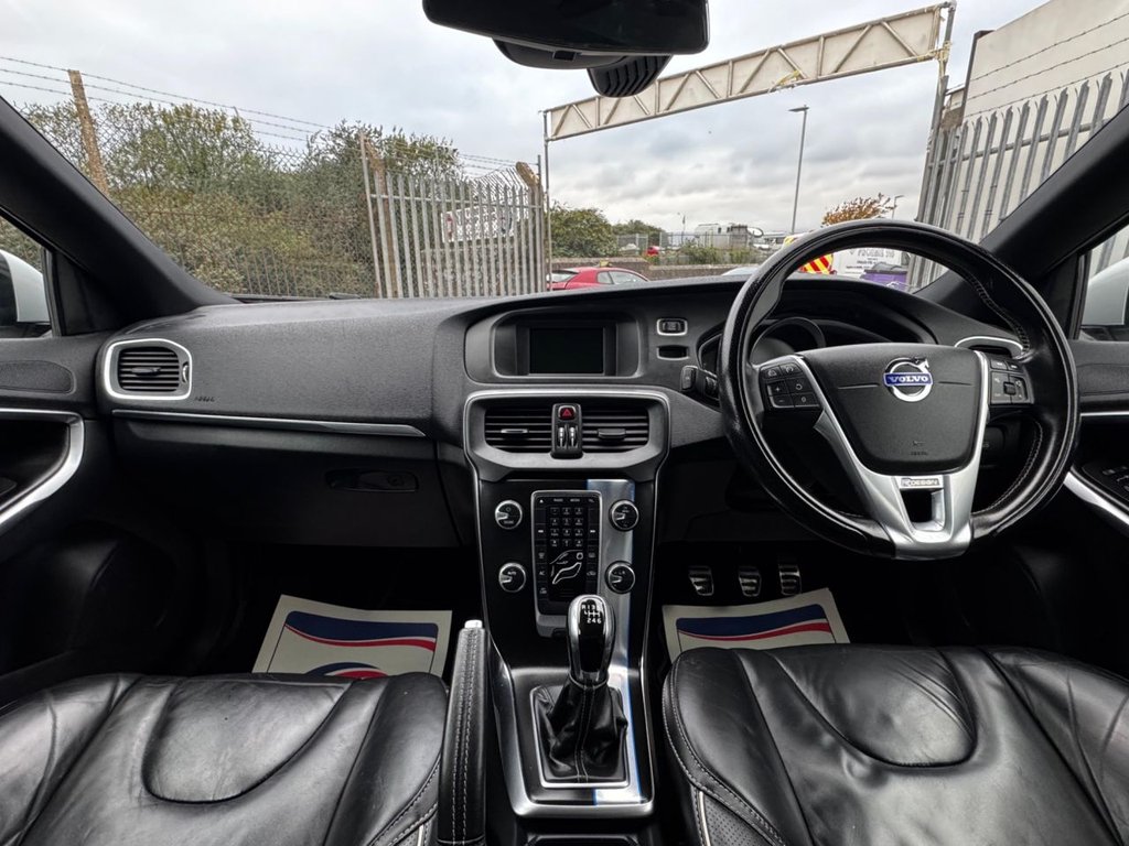 Used Volvo V40 2015 for sale - 76256654: Photo 24