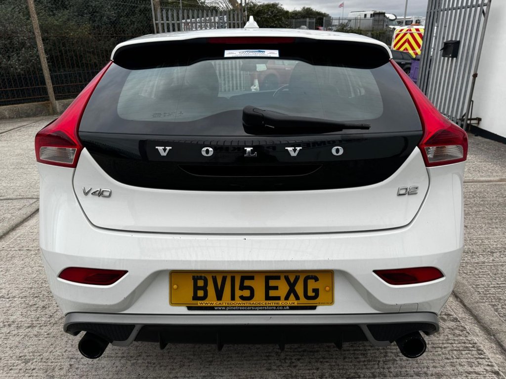 Used Volvo V40 2015 for sale - 76256654: Photo 5