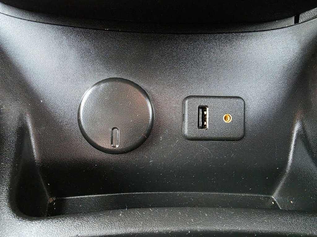 Used Vauxhall Corsa 2015 for sale - 76950449: Photo 19