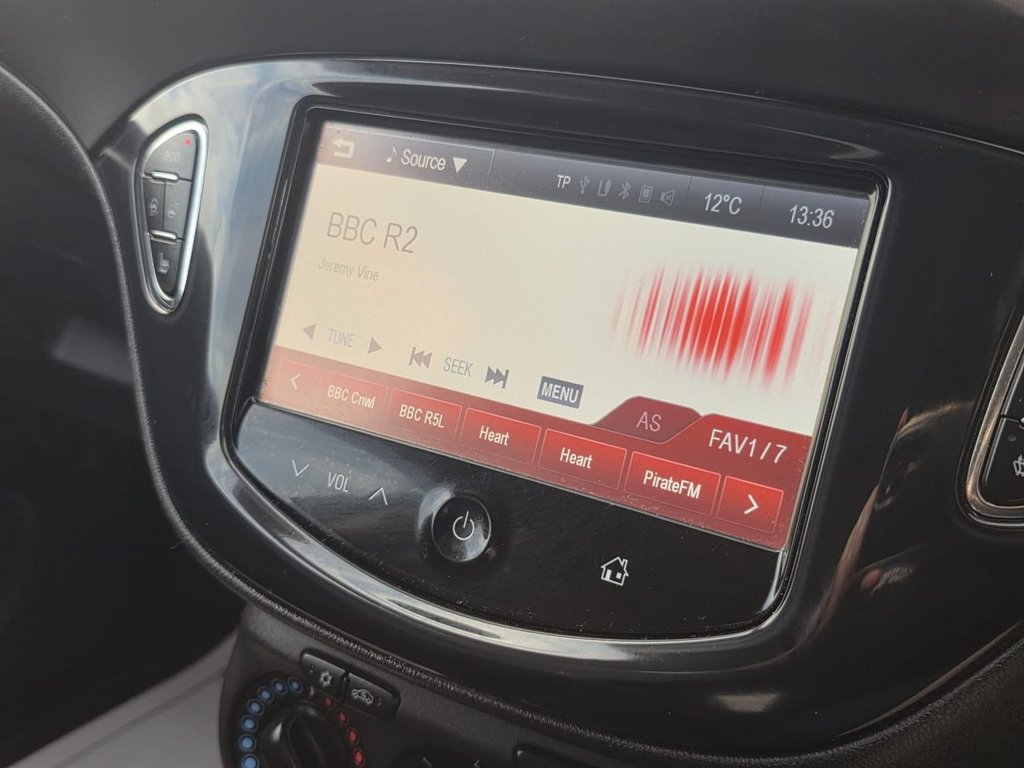 Used Vauxhall Corsa 2015 for sale - 76950449: Photo 32