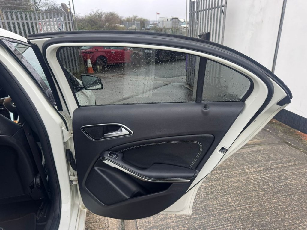 Used Mercedes-Benz A-Class 2014 for sale - 77525859: Photo 16