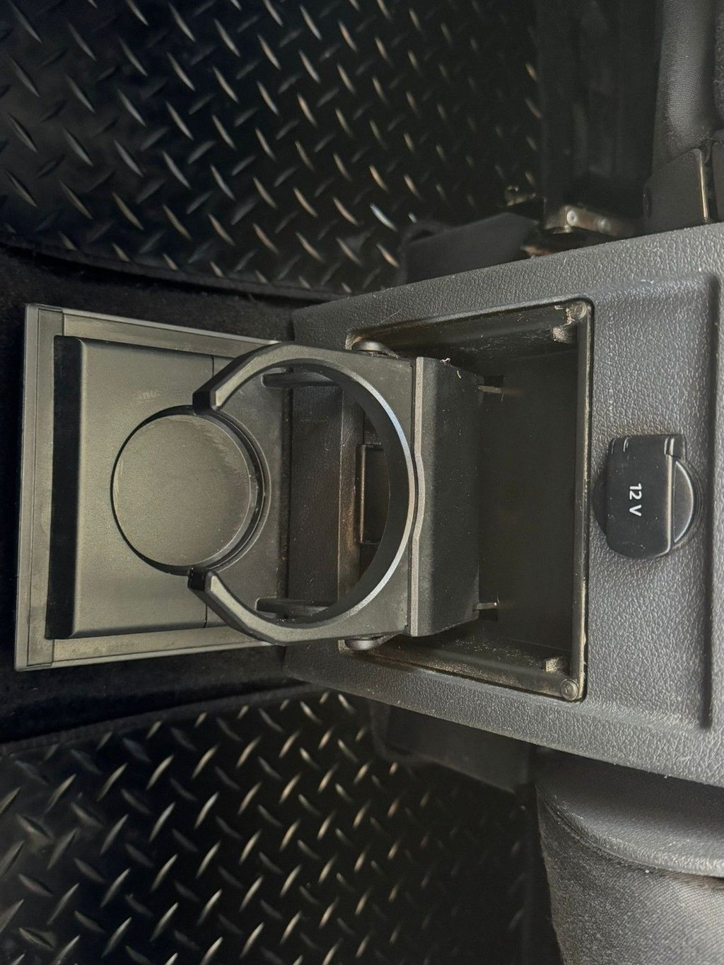 Used Volkswagen Touran 2014 for sale - 77341834: Photo 24