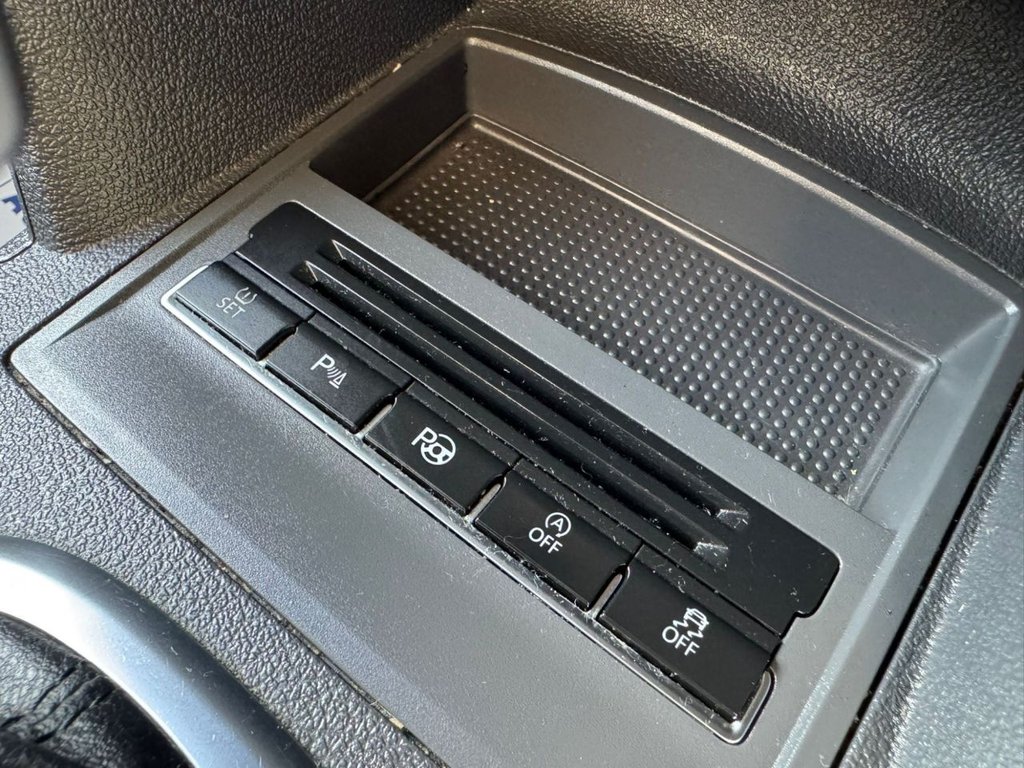 Used Volkswagen Touran 2014 for sale - 77341834: Photo 31