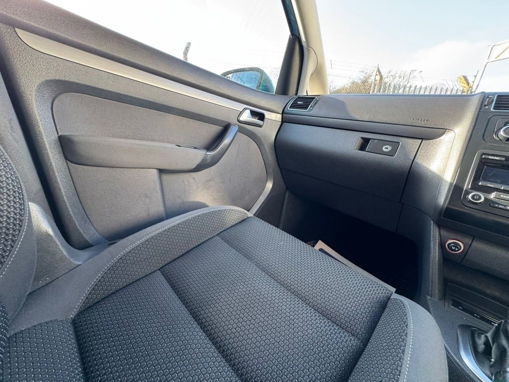 Used Volkswagen Touran 2014 for sale - 77341834: Photo 47