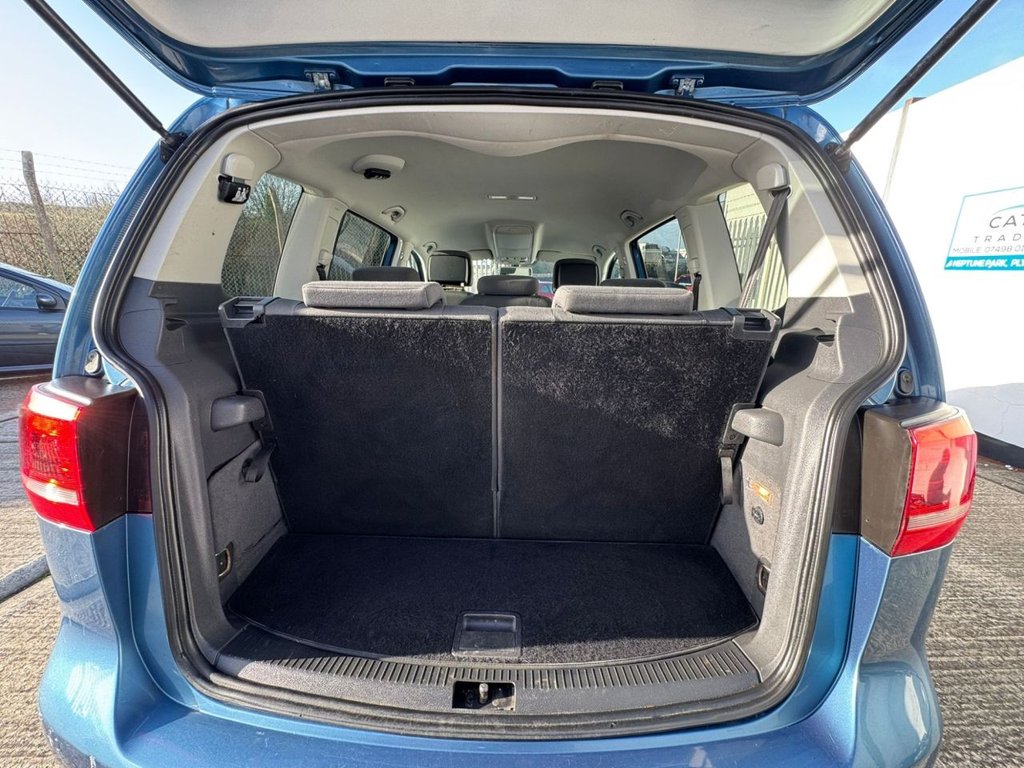 Used Volkswagen Touran 2014 for sale - 77341834: Photo 7