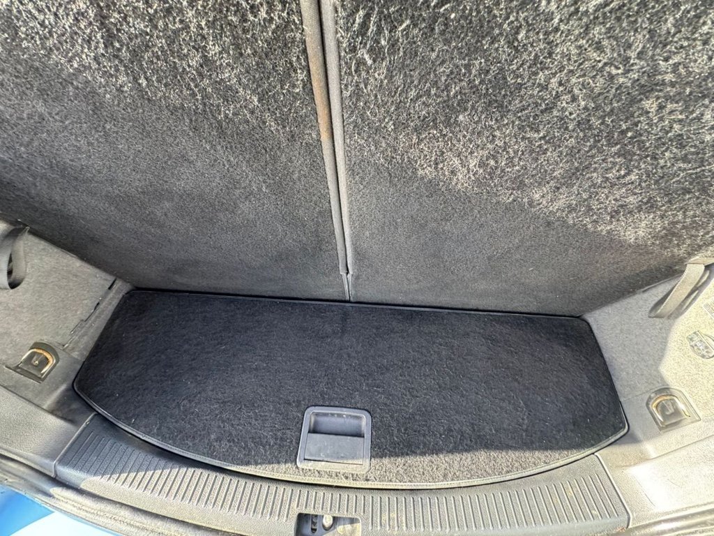 Used Volkswagen Touran 2014 for sale - 77341834: Photo 8