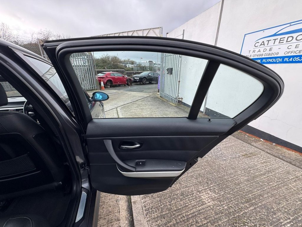 Used BMW 3 Series 2007 for sale - 77342013: Photo 15