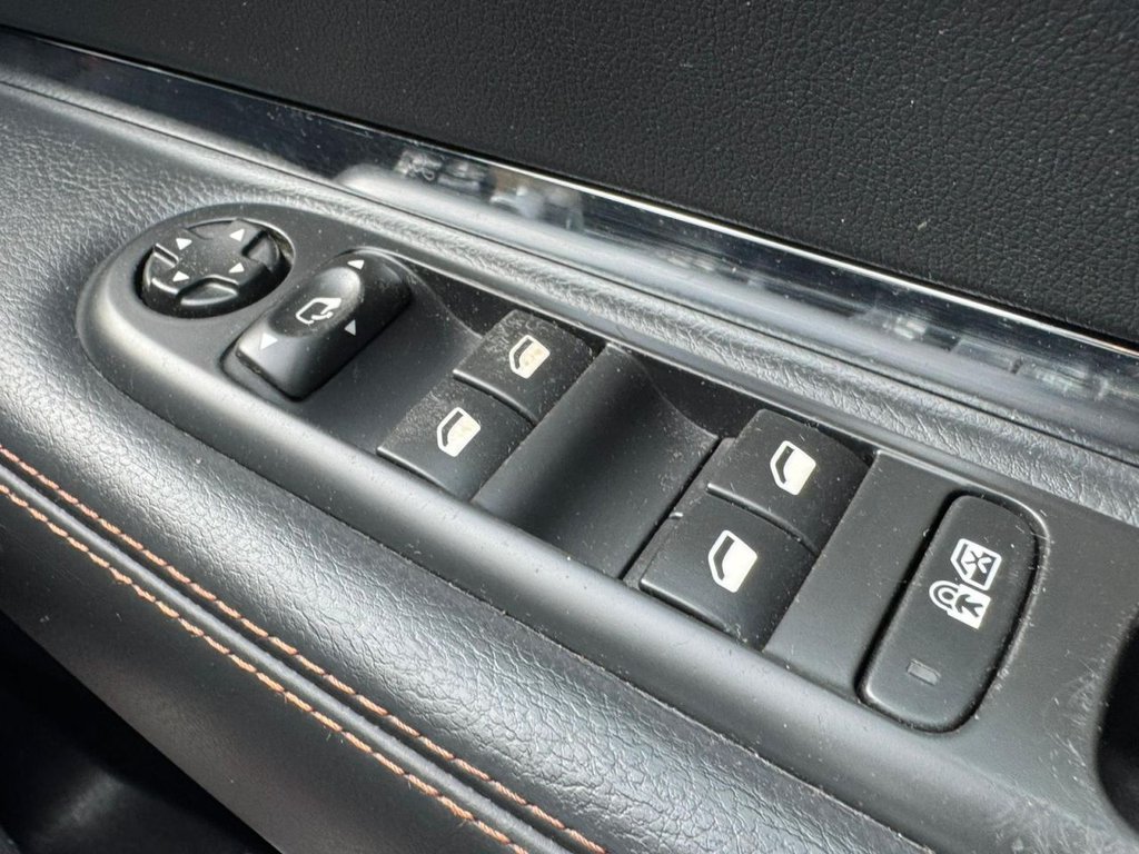 Used Peugeot 3008 2015 for sale - 78074160: Photo 38