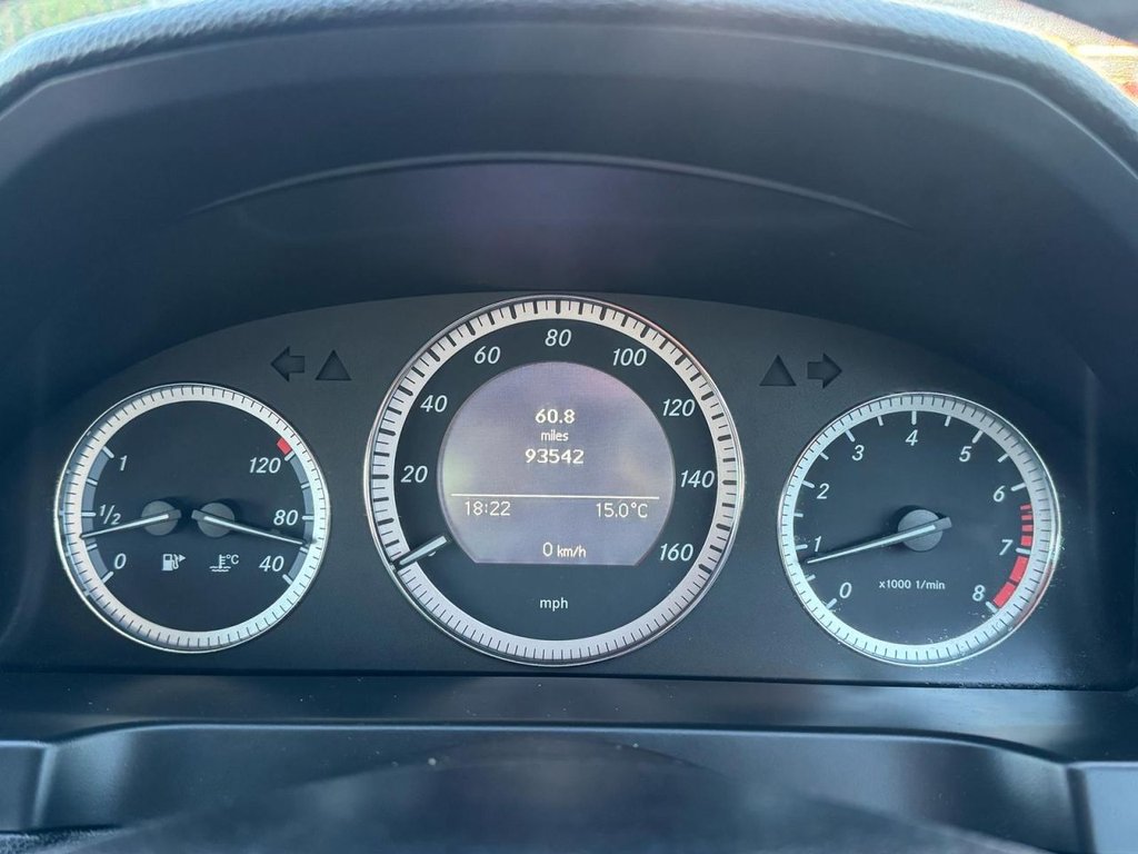 Used Mercedes-Benz C Class 2011 for sale - 74223178: Photo 34