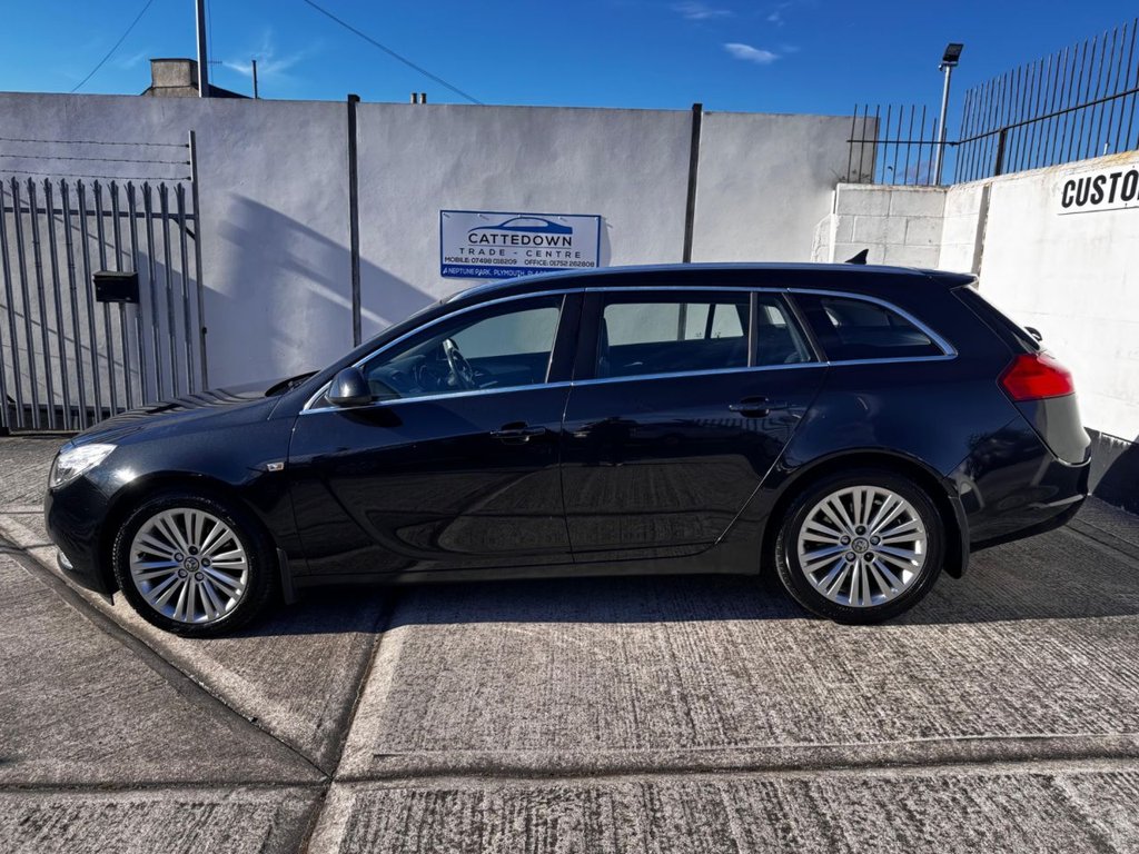 Used Vauxhall Insignia 2012 for sale - 78102720: Photo 2