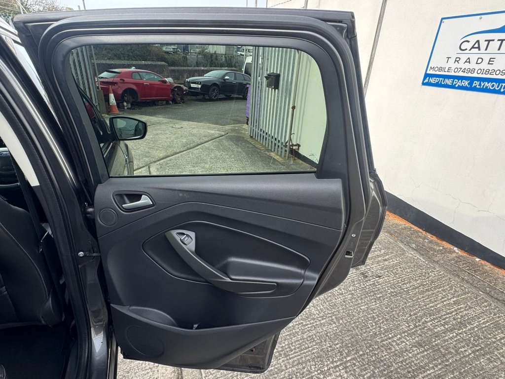 Used Ford Kuga 2015 for sale - 77583541: Photo 15