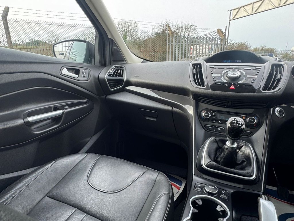 Used Ford Kuga 2015 for sale - 77583541: Photo 31