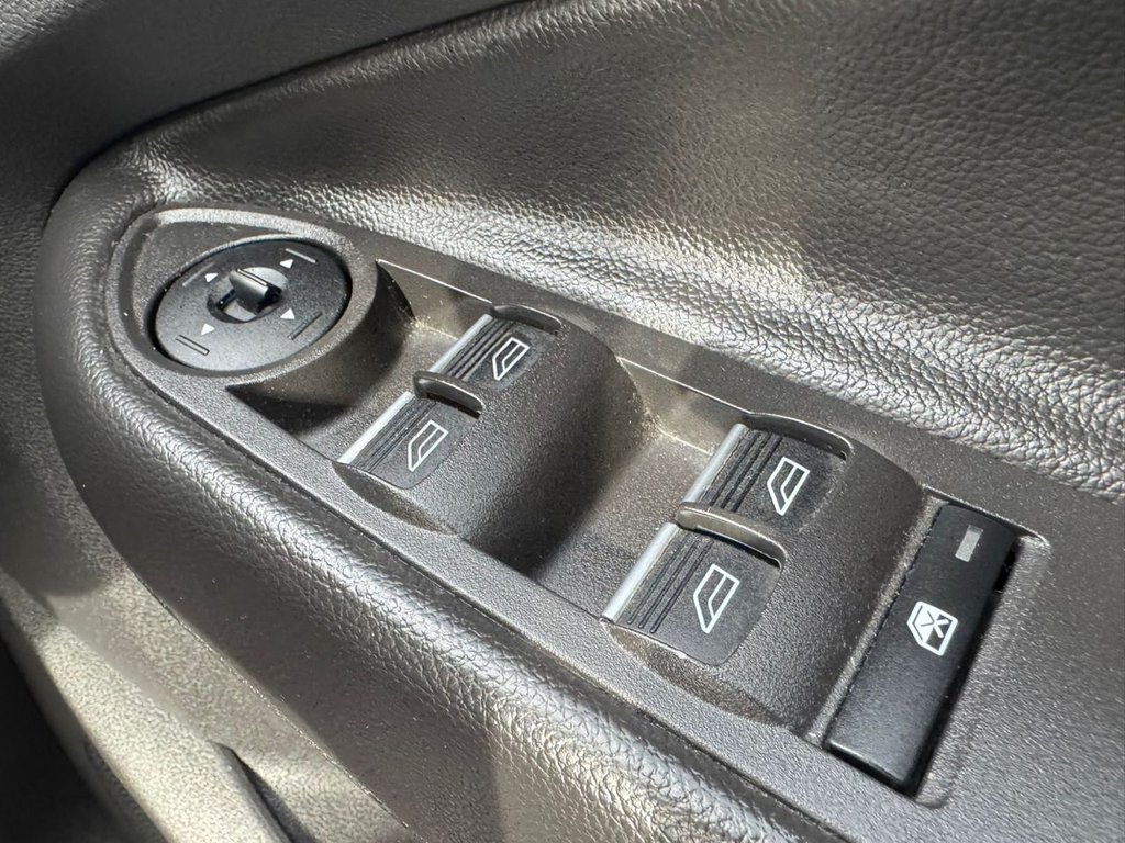 Used Ford Kuga 2015 for sale - 77583541: Photo 41