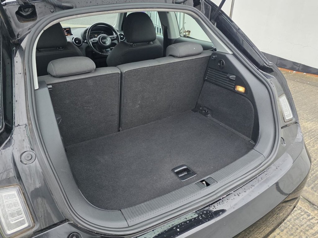 Used Audi A1 2011 for sale - 77212385: Photo 6