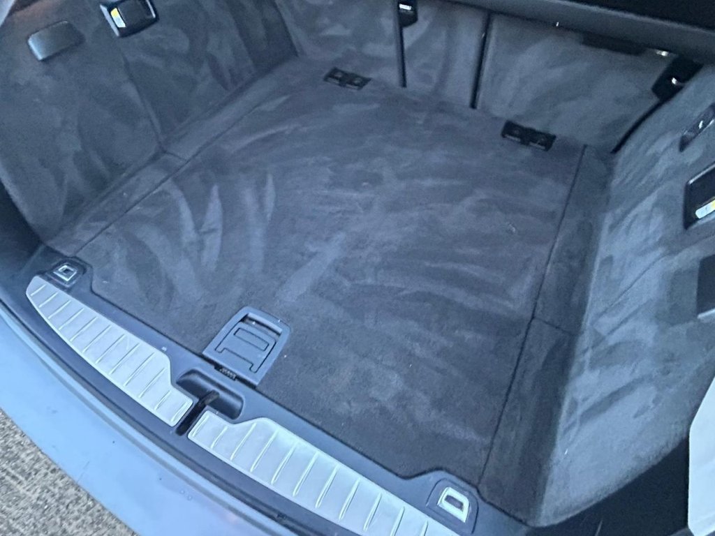 Used BMW 5 Series 2011 for sale - 76327940: Photo 10