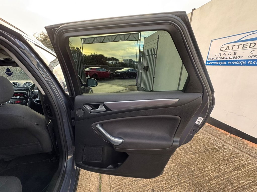 Used Ford Mondeo 2012 for sale - 76617501: Photo 17