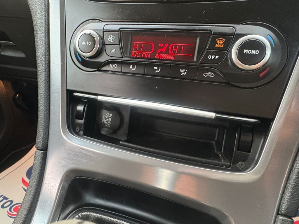 Used Ford Mondeo 2012 for sale - 76617501: Photo 32