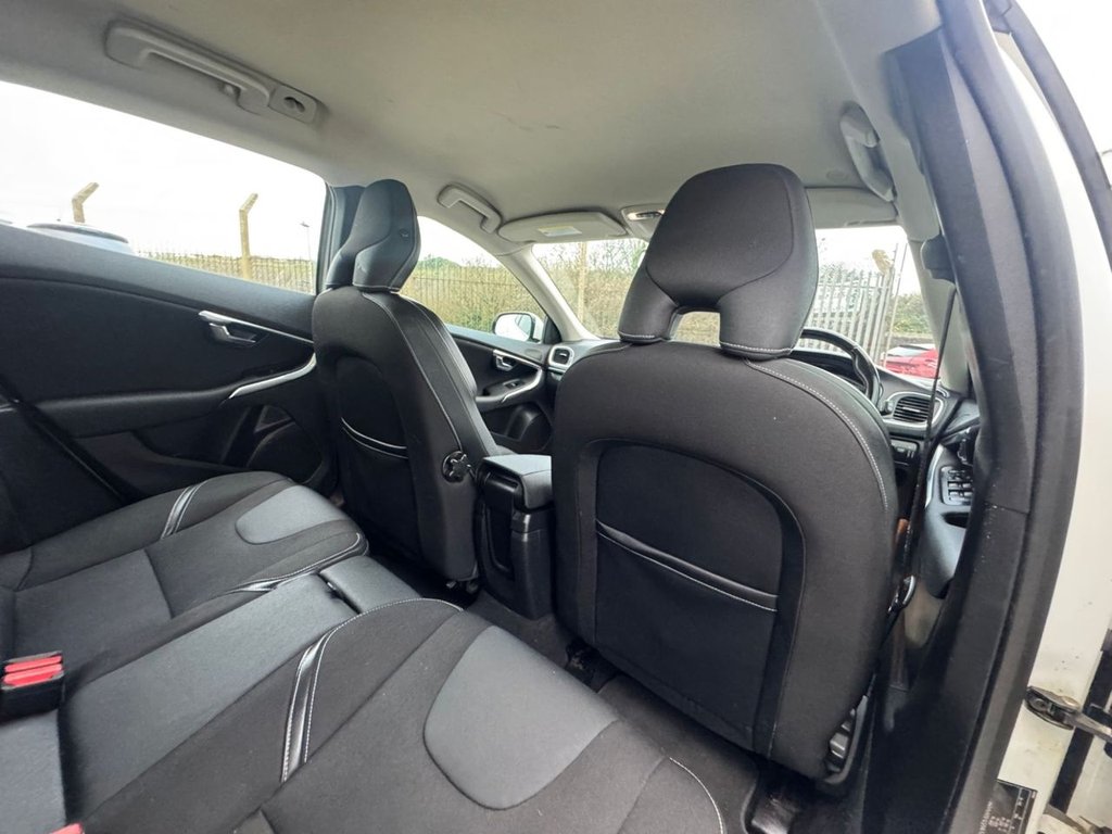 Used Volvo V40 2012 for sale - 76900885: Photo 22